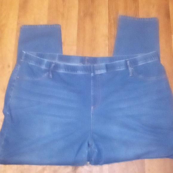 EUC "Terra&Sky\JustMySize" bundle of 5 pair stretch waistband denim jeans - Picture 4 of 11